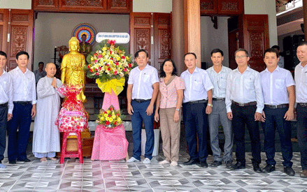 Hòa Sơn:Tăng cường đoàn kết tôn giáo qua giao lưu văn hóa