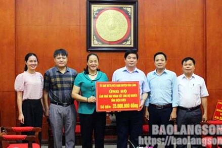 Lạng Sơn: Tiếp nhận 60 triệu đồng ủng hộ xây dựng nhà đại đoàn kết cho hộ nghèo tỉnh Điện Biên