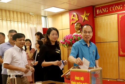 Bắc Giang ủng hộ 2,5 tỷ đồng xây nhà đại đoàn kết cho hộ nghèo tỉnh Điện Biên