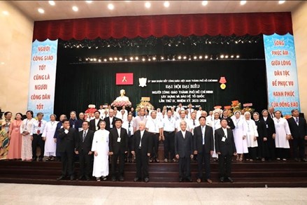 Đồng bào Công giáo góp phần quan trọng vào sự phát triển của TP Hồ Chí Minh
