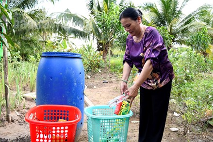 Phụ nữ Bình Phú tham gia bảo vệ môi trường