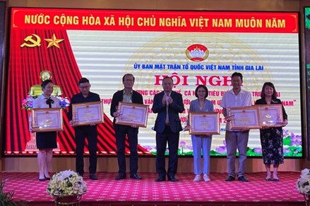 Gia Lai: 39 tập thể, cá nhân được biểu dương trong triển khai cuộc vận động người Việt dùng hàng Việt