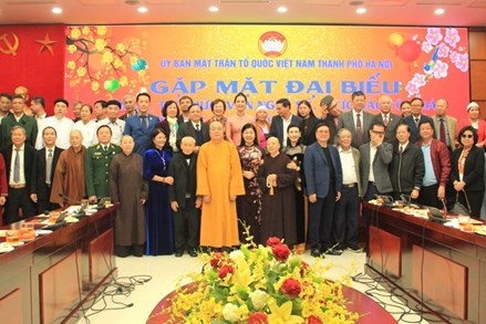 Ủy ban MTTQ thành phố Hà Nội gặp mặt nhân sỹ, trí thức, chức sắc tôn giáo 