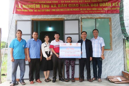 Ủy ban MTTQ tỉnh Phú Yên vận động gần 5,5 tỉ đồng vào Quỹ Vì người nghèo