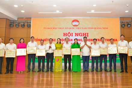 Quảng Ninh: Tổng kết, đánh giá kết quả triển khai hiện các cuộc vận động, phong trào thi đua