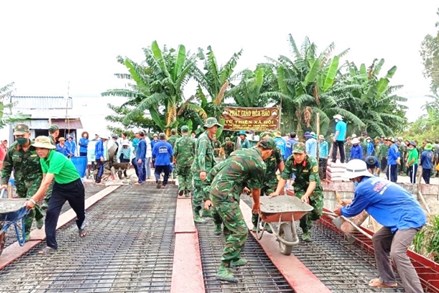Châu Phú (An Giang): Công tác Mặt trận hướng về cơ sở
