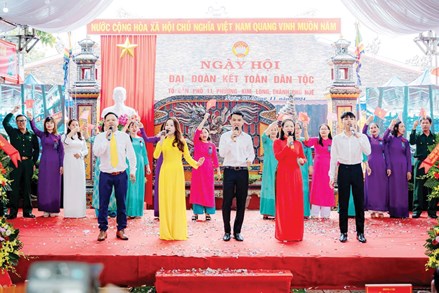 Ngày hội của ý Đảng, lòng dân