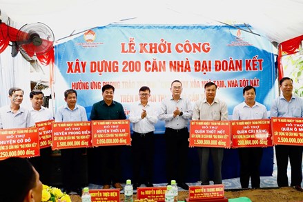 Thành phố Cần Thơ: Khởi công 200 căn nhà Đại đoàn kết