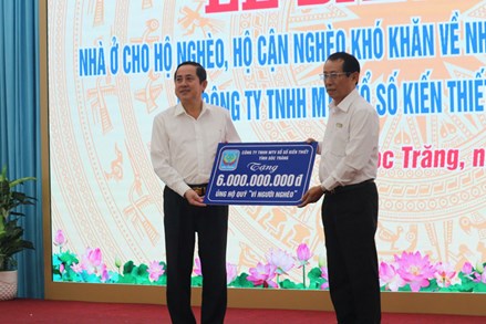 Sóc Trăng trao 120 căn nhà Đại đoàn kết cho hộ khó khăn