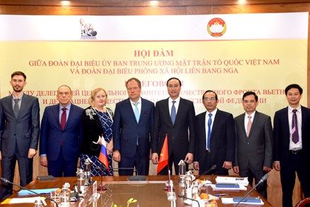 Đẩy mạnh trao đổi, hợp tác giữa MTTQ Việt Nam và Phòng Xã hội Liên bang Nga