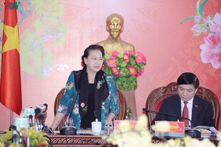 Chủ tịch Quốc hội làm việc với lãnh đạo tỉnh Đắk Lắk