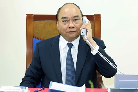 Thủ tướng Nguyễn Xuân Phúc điện đàm với Thủ tướng Đức
