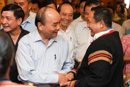 Thủ tướng Nguyễn Xuân Phúc: Nông nghiệp luôn là 'mỏ vàng'