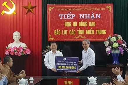 Nam Định: MTTQ tỉnh tiếp nhận ủng hộ đồng bào miền Trung 
