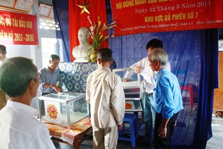 Quảng Nam: Đề nghị bầu cử sớm ở 6 xã biên giới 