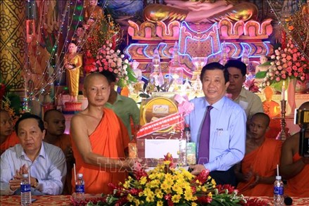 Đồng bào Khmer vui Tết Chôl Chnăm Thmây sung túc, an toàn 