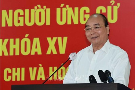 Chủ tịch nước Nguyễn Xuân Phúc tiếp xúc cử tri TP Hồ Chí Minh 