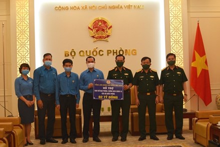 Tổng Liên đoàn Lao động Việt Nam: Tri ân tuyến đầu phòng, chống dịch 