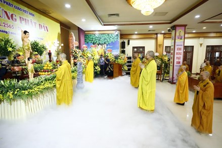 Giáo hội Phật giáo Việt Nam tổ chức Đại lễ Phật đản trang trọng, an toàn phòng dịch