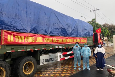Ân tình từ những chuyến hàng hỗ trợ thành phố Hồ Chí Minh vượt qua đại dịch