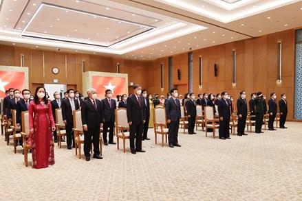 Thủ tướng Phạm Minh Chính kêu gọi cộng đồng quốc tế đoàn kết hơn nữa để đẩy lùi đại dịch và xử lý các vấn đề toàn cầu