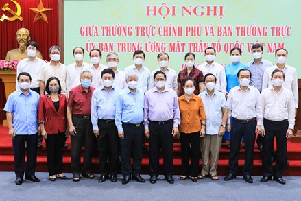Thủ tướng Chính phủ chủ trì Hội nghị giữa Thường trực Chính phủ và Ban Thường trực UBTƯ MTTQ Việt Nam