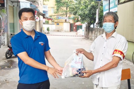 Người cán bộ tiên phong nơi “đầu sóng”