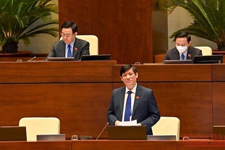  Bộ trưởng Bộ Y tế Nguyễn Thanh Long: Bộ Y tế nhận trách nhiệm về vấn đề vaccine; Không cách ly tập trung người đã tiêm vaccine đi cùng thang máy với F0