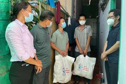 Thành phố Hồ Chí Minh: Trên 2,5 triệu túi an sinh hỗ trợ người gặp khó khăn bởi đại dịch