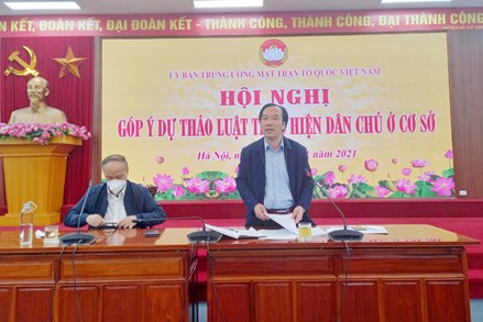 Khẳng định vai trò xuyên suốt của MTTQ Việt Nam trong việc thực hiện dân chủ ở cơ sở