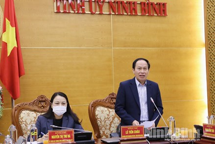 Phó Chủ tịch - Tổng Thư ký Lê Tiến Châu khảo sát công tác xây dựng tổ chức cơ sở đảng và đảng viên tại tỉnh Ninh Bình