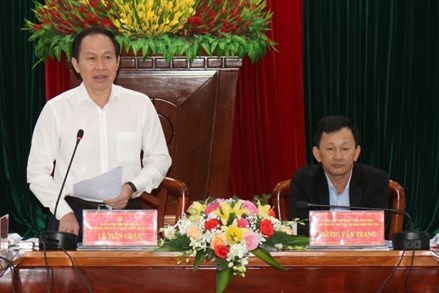 Phó Chủ tịch - Tổng Thư ký Lê Tiến Châu làm việc với Ban Thường vụ Tỉnh ủy Kon Tum
