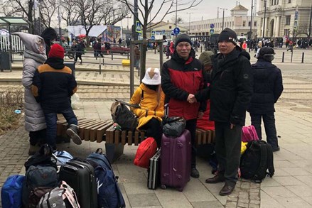 Hầu hết bà con ở Kiev, Odessa và hàng trăm người ở Kharkov đã được sơ tán