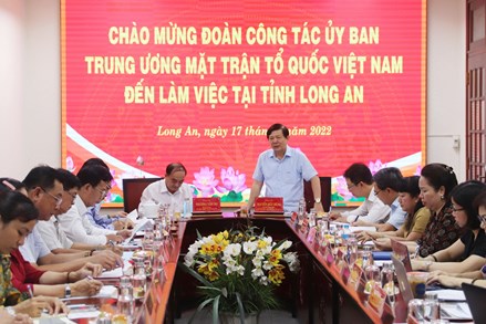Phó Chủ tịch Nguyễn Hữu Dũng khảo sát cơ chế, chính sách hỗ trợ tại tỉnh Long An và Thành phố Hồ Chí Minh