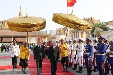 Lãnh đạo Việt Nam và Campuchia trao đổi thư mừng kỷ niệm 55 năm thiết lập quan hệ ngoại giao