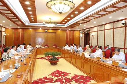 Tổng Bí thư chủ trì họp Bộ Chính trị, Ban Bí thư xem xét những vấn đề nổi bật