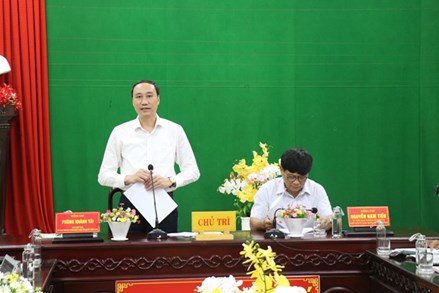 Phó Chủ tịch Phùng Khánh Tài làm việc tại Thừa Thiên - Huế 