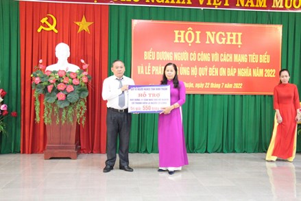 Ninh Thuận: Hội nghị biểu dương người có công với cách mạng tiêu biểu và Lễ phát động ủng hộ Quỹ “Đền ơn đáp nghĩa” năm 2022