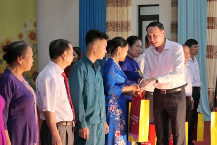 Phó Chủ tịch Phùng Khánh Tài dự Ngày hội toàn dân bảo vệ an ninh Tổ quốc tại Hà Giang
