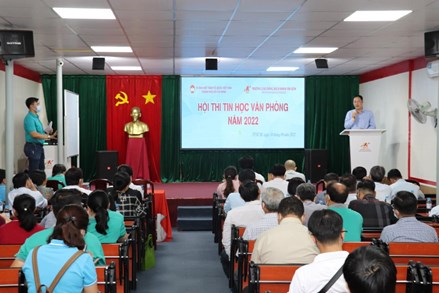 Thành phố Hồ Chí Minh: Sôi nổi cuộc thi tin học văn phòng đối với cán bộ Mặt trận các cấp