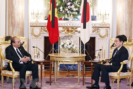 Chủ tịch nước Nguyễn Xuân Phúc hội đàm với Thủ tướng Nhật Bản  
