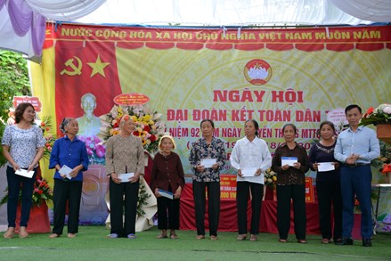Ngày 11/11: Các địa phương trên cả nước hân hoan tổ chức Ngày hội đại đoàn kết toàn dân tộc