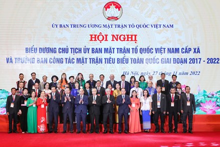 Hội nghị biểu dương Chủ tịch Ủy ban MTTQ Việt Nam cấp xã và Trưởng ban Công tác Mặt trận tiêu biểu toàn quốc giai đoạn 2017 – 2022