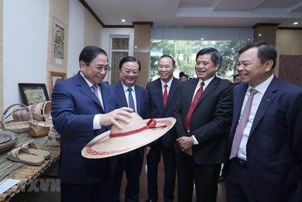 Thủ tướng Phạm Minh Chính: Nông nghiệp khẳng định là trụ đỡ quan trọng của nền kinh tế 
