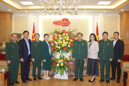 Phó Chủ tịch Trương Thị Ngọc Ánh thăm, chúc mừng Bộ đội Biên phòng Việt Nam