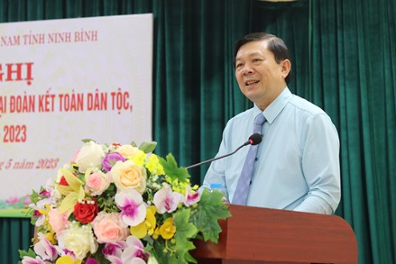 Phó Chủ tịch Nguyễn Hữu Dũng dự Hội nghị Tổng kết 20 năm Ngày hội Đại đoàn kết toàn dân tộc tại Ninh Bình