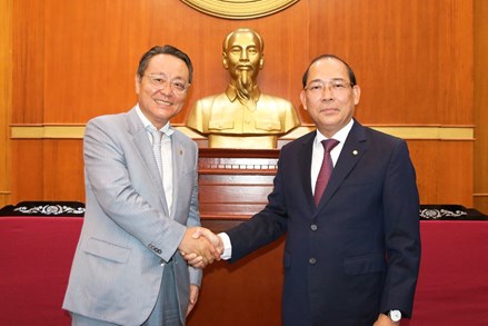 Phó Chủ tịch Hoàng Công Thủy tiếp Đoàn đại biểu Hội những người Hàn Quốc yêu Việt Nam