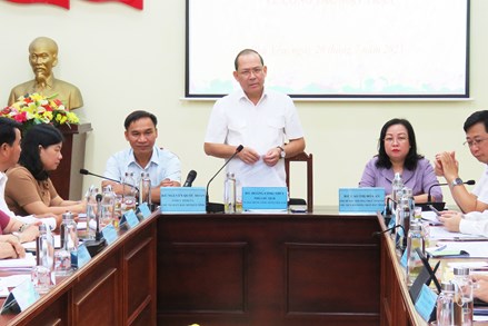 Phó Chủ tịch Hoàng Công Thuỷ kiểm tra Cuộc vận động “Người Việt Nam ưu tiên dùng hàng Việt Nam” tại Phú Yên