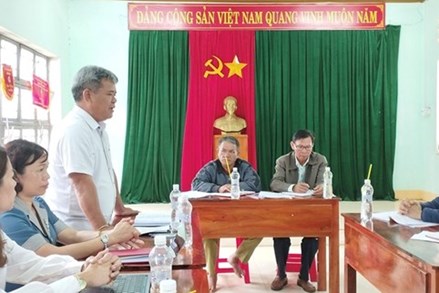 Gia Lai: Chủ tịch Ủy ban MTTQ Việt Nam tỉnh dự sinh hoạt Chi bộ làng Brếp