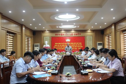 Phó Chủ tịch Hoàng Công Thuỷ làm việc với Ủy ban MTTQ Việt Nam huyện Lệ Thủy, tỉnh Quảng Bình